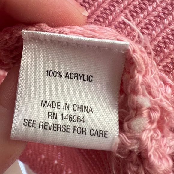 Signature by Robbie Bee Pink Short Sleeved Crotched Shrug Sweater - Picture 5 of 6